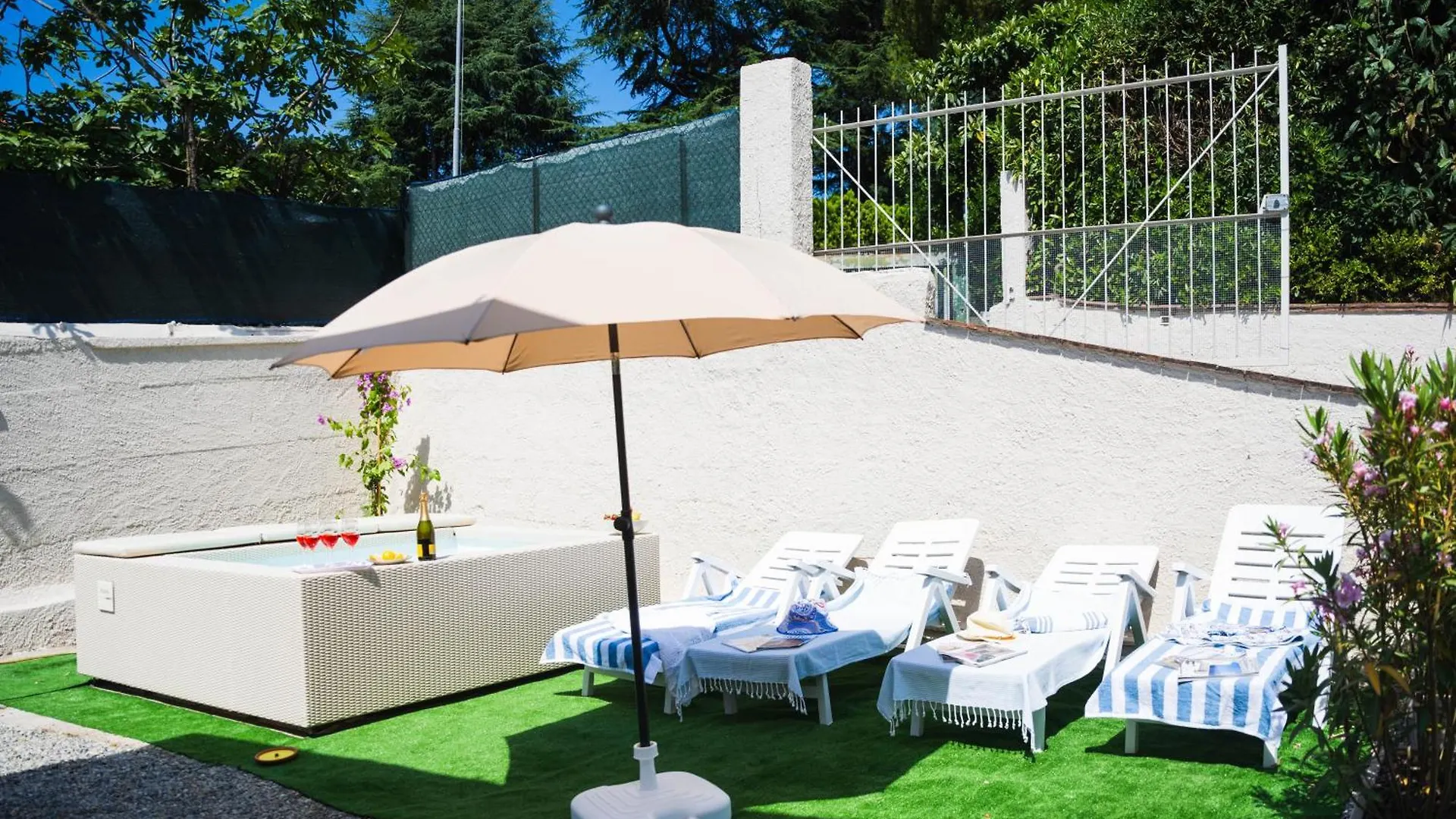 Lovely Cosy Villa, Jacuzzi, Nature Camaiore Italie